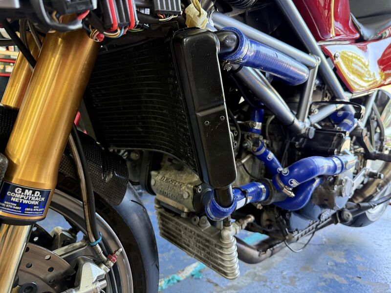 File:888LTD-New-Radiator.jpeg